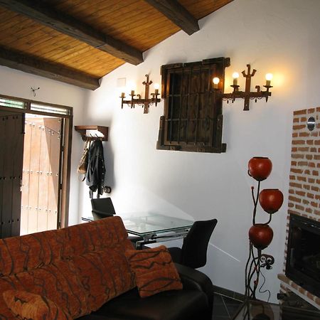 Casa De Cucu Navaluenga Villa Avila Exterior photo