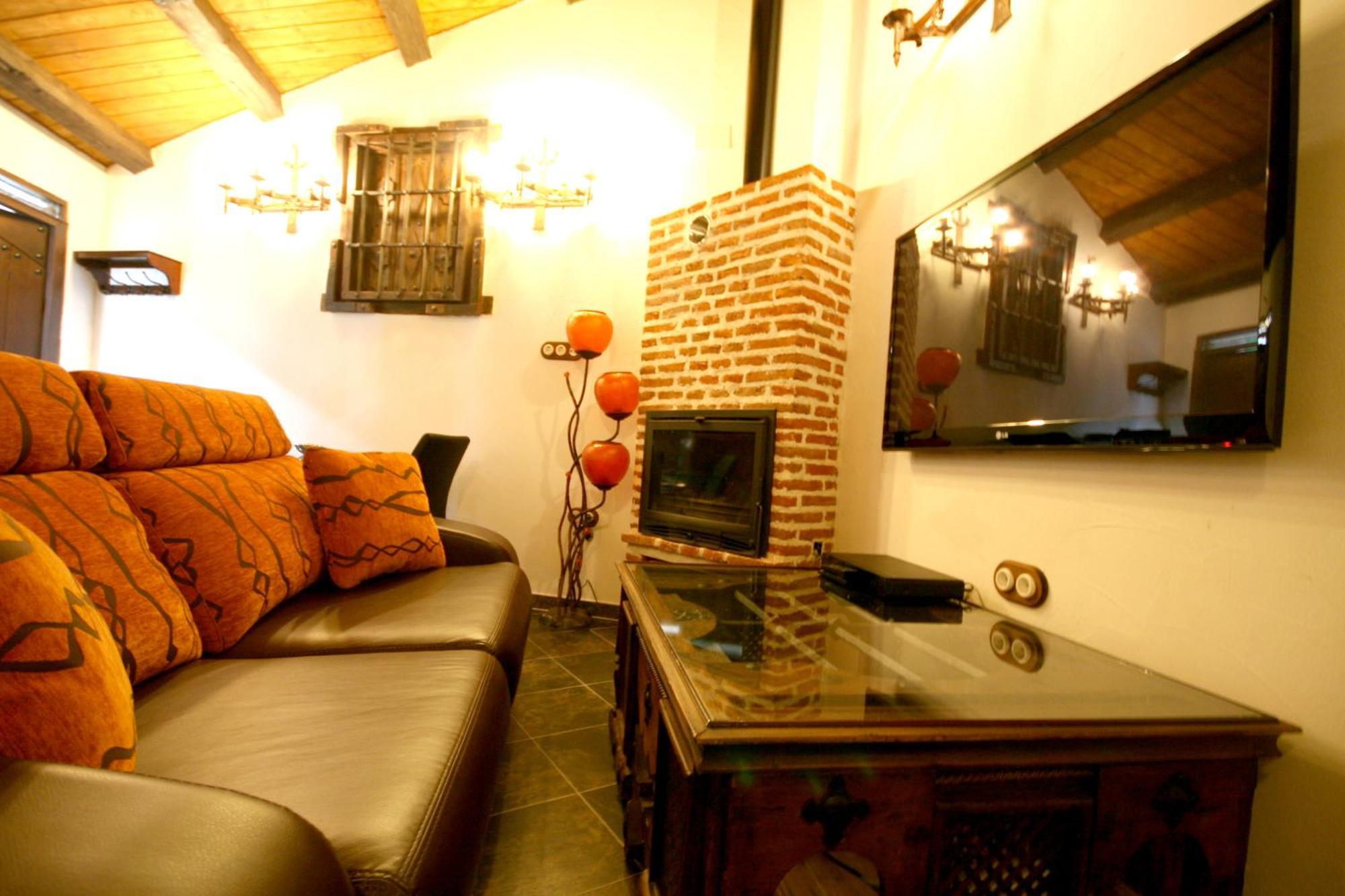 Casa De Cucu Navaluenga Villa Avila Exterior photo