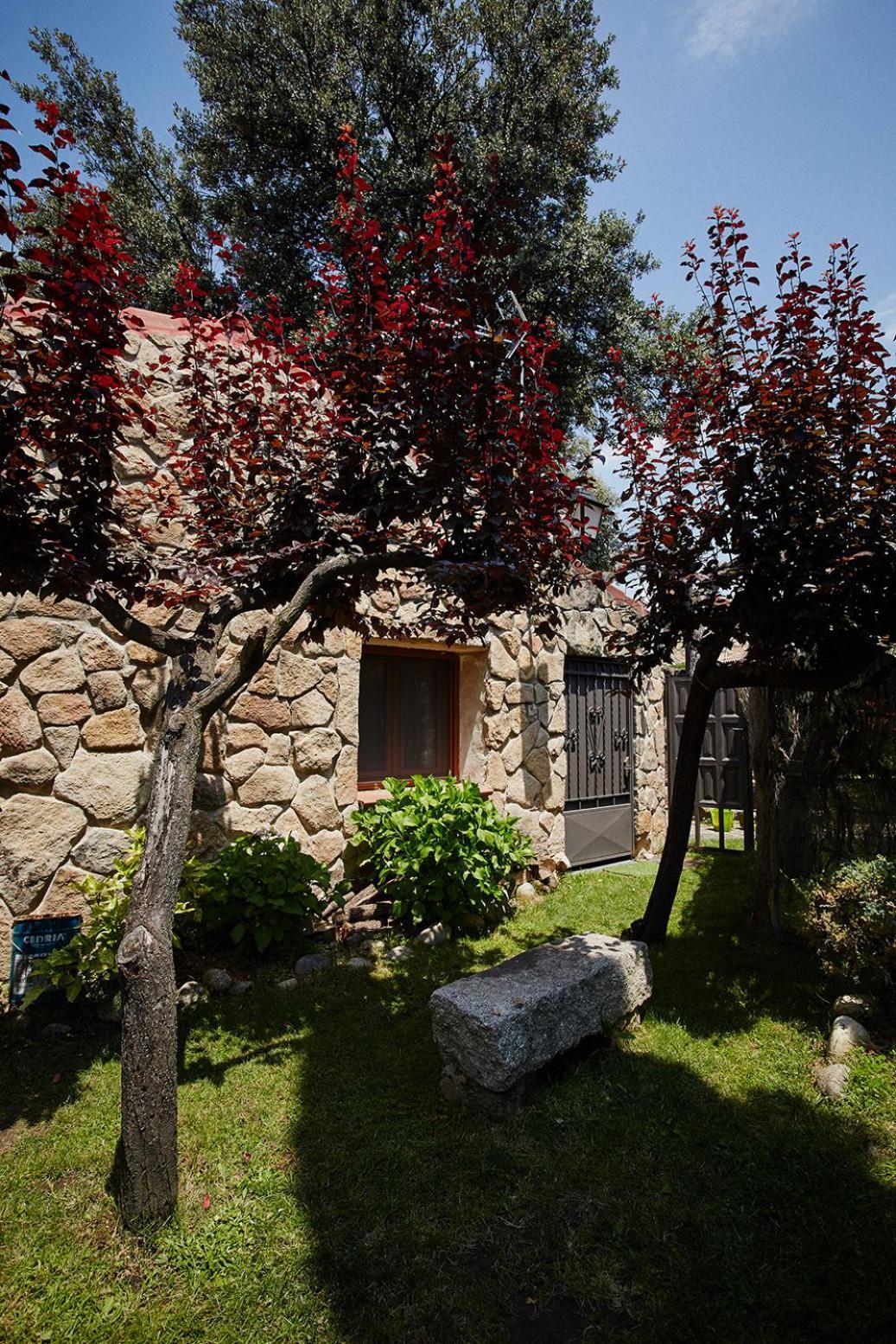 Casa De Cucu Navaluenga Villa Avila Exterior photo